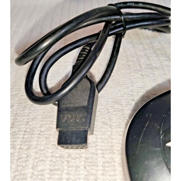 Vintage OEM Sega Genesis 1650 Control Pad 3-Button Black Controller. Untested - Picture 5 of 6
